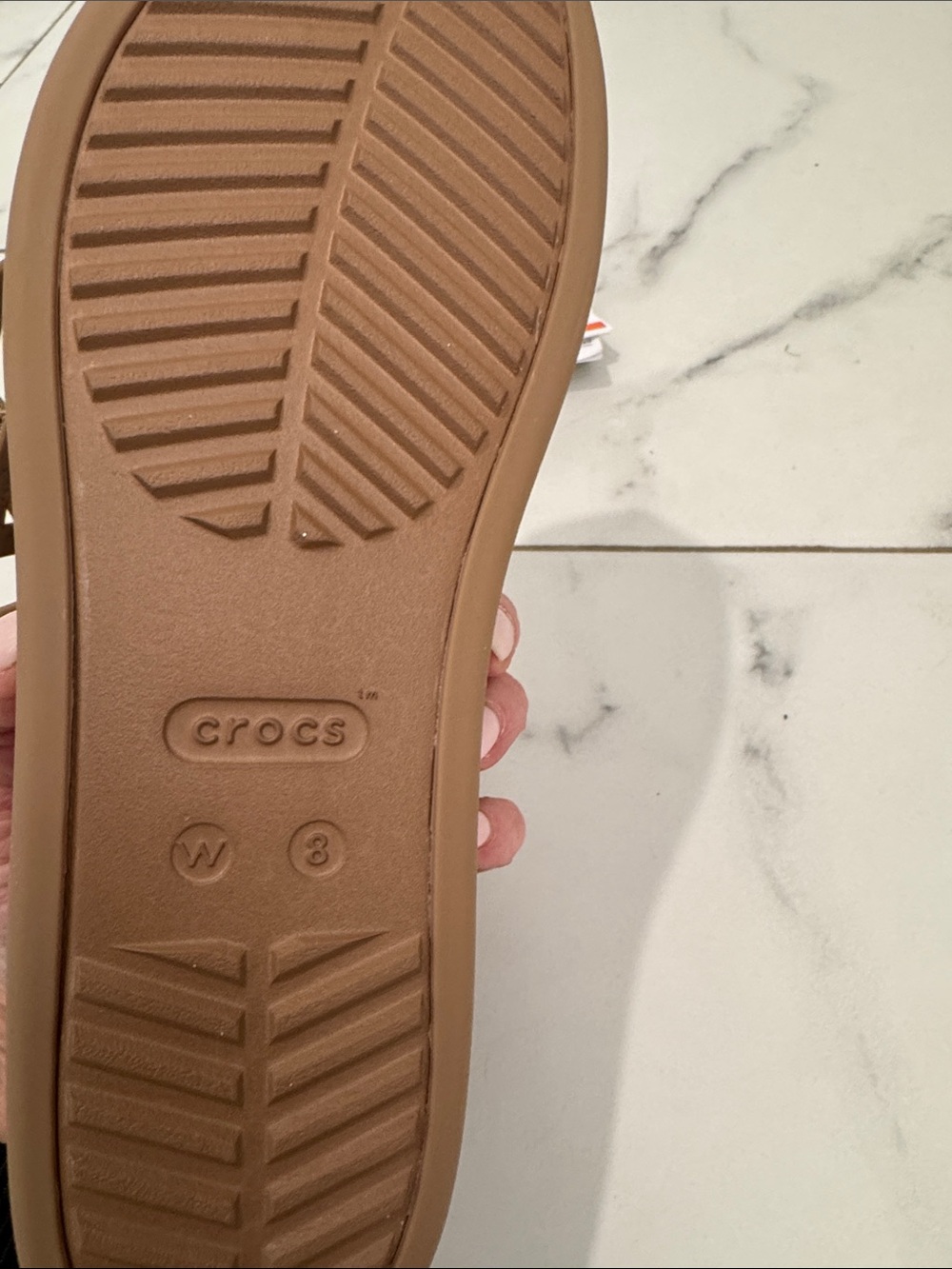 CROCS Women's Miami Y-strap Platform Sandals - Picture 4 of 5